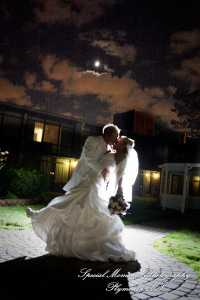 Sarah & Justin at Holiday Inn Express & Suites Southgate MI wedding photography