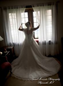 Sarah & John at St. Stephens Episcopal Wyandotte MI wedding photograph