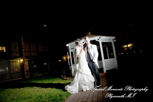 Sarah & Justin at Holiday Inn Express & Suites Southgate MI wedding photography