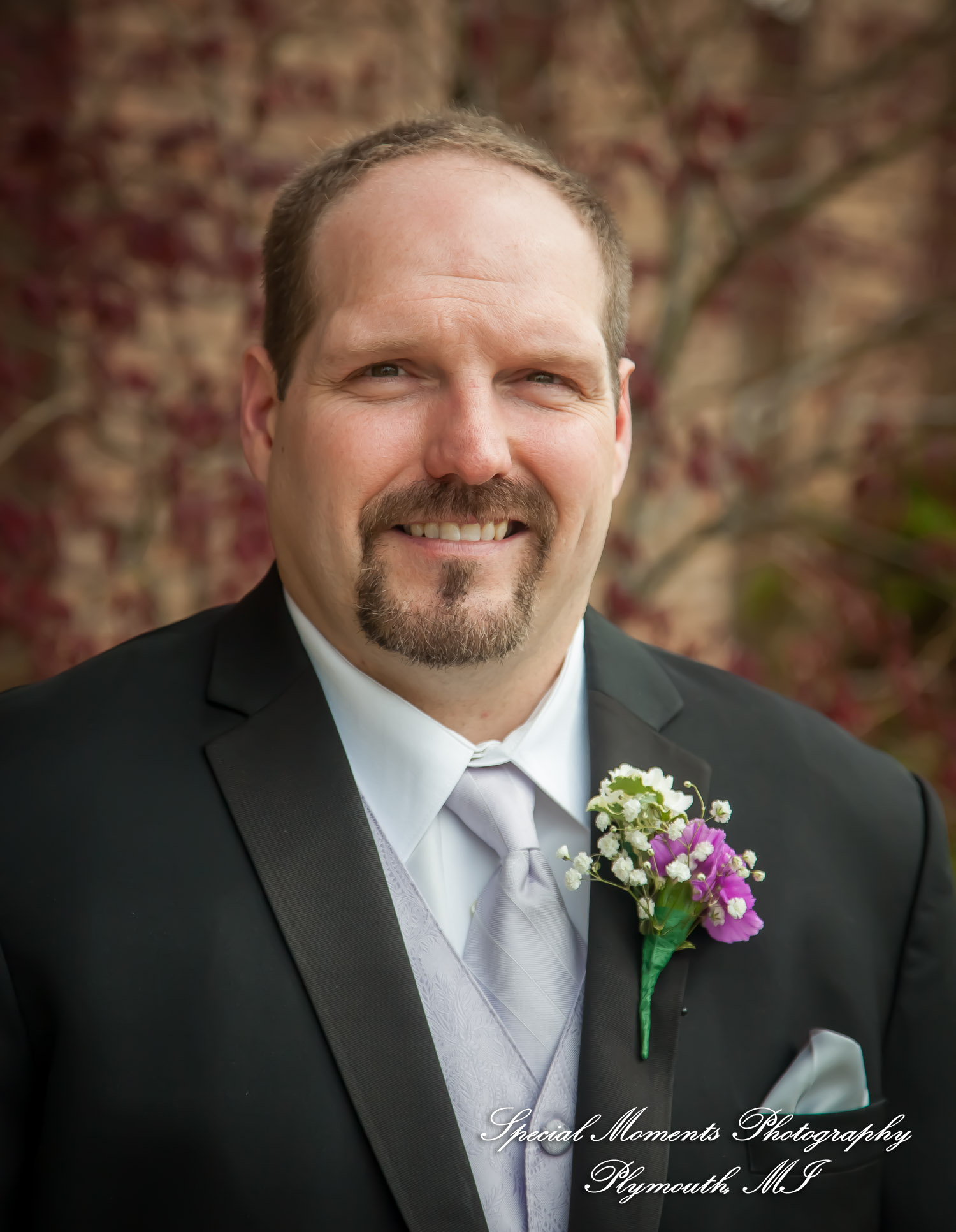 Sarah & John at St. Stephens Episcopal Wyandotte MI wedding photograph