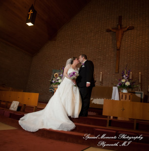 Sarah & John at St. Stephens Episcopal Wyandotte MI wedding photograph