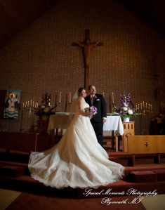 Sarah & John at St. Stephens Episcopal Wyandotte MI wedding photograph