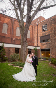 Sarah & John at St. Stephens Episcopal Wyandotte MI wedding photograph