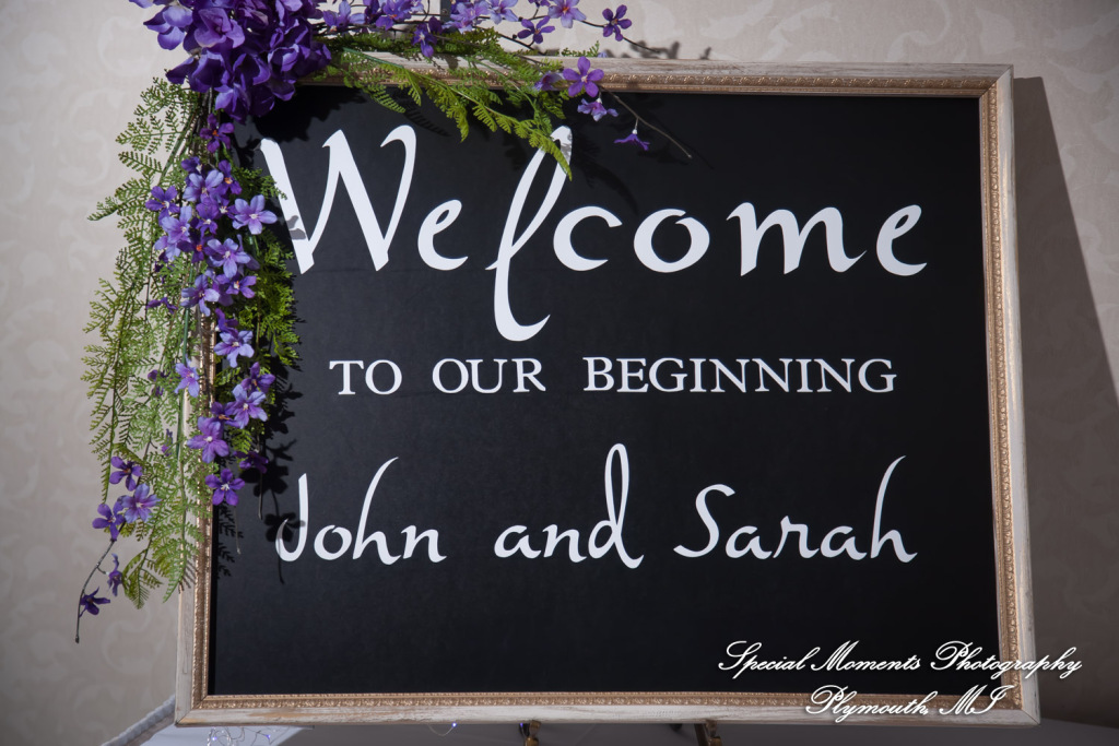 Sarah & John at Arnaldo's Banquet Center Riverview MI wedding photograph