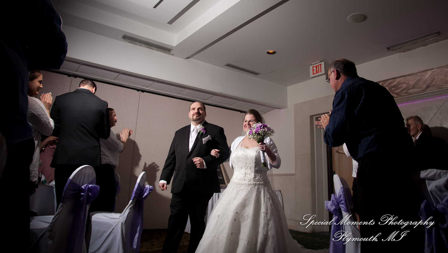 Sarah & John at Arnaldo's Banquet Center Riverview MI wedding photograph