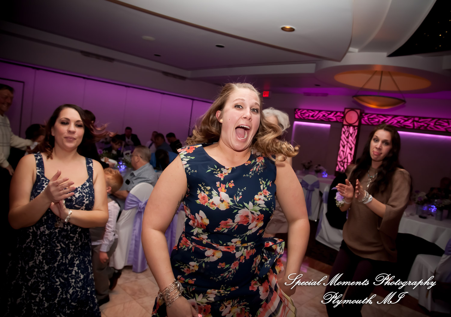 Sarah & John at Arnaldo's Banquet Center Riverview MI wedding photograph