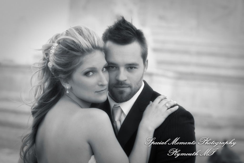 Joshua & Laura at The Detroit Yacht Club Detroit MI wedding photography