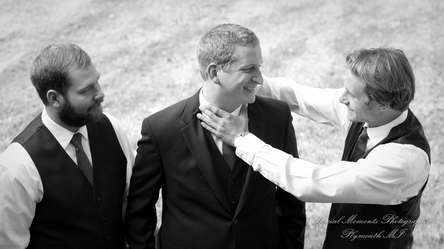 Wellers East Garden Saline MI wedding photograph