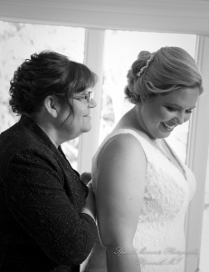 Wellers East Garden Saline MI wedding photograph