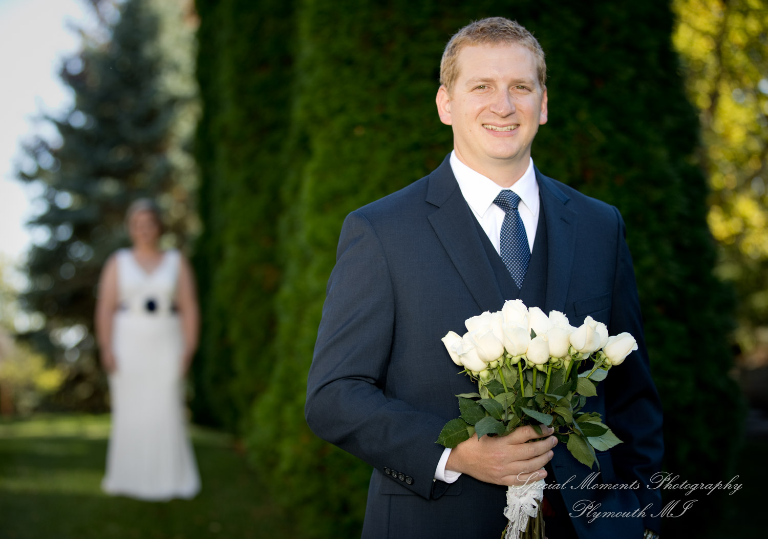 Wellers East Garden Saline MI wedding photograph