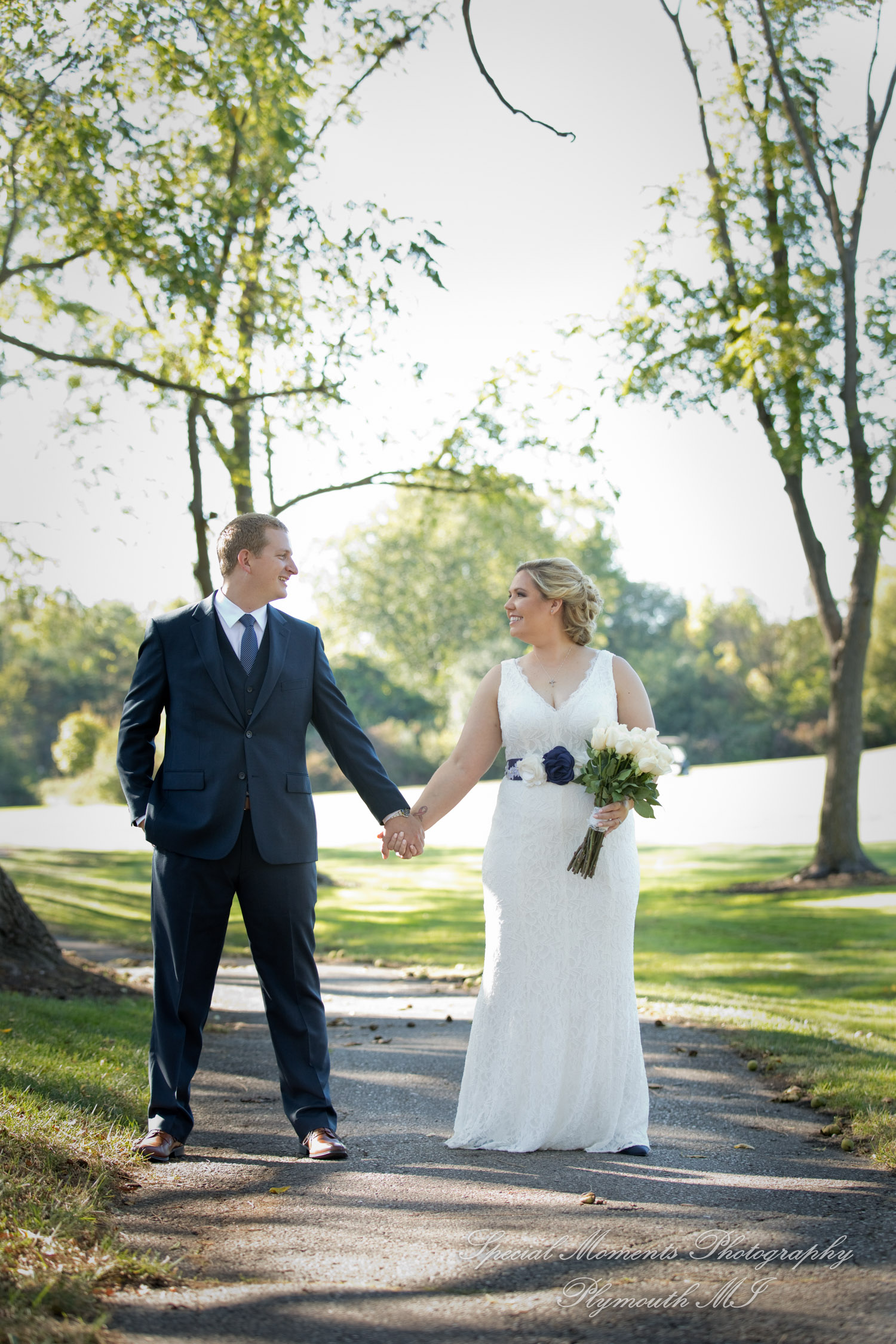 Wellers East Garden Saline MI wedding photograph