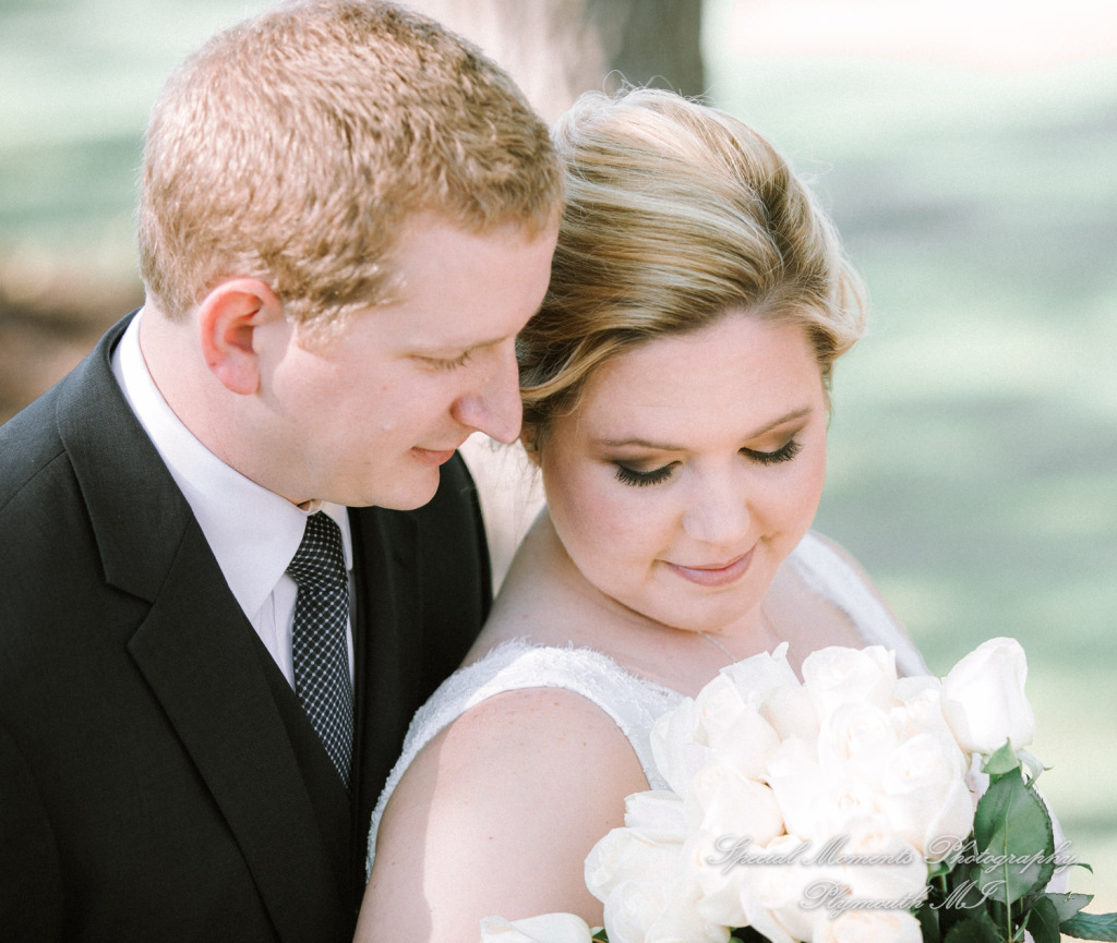 Wellers East Garden Saline MI wedding photograph