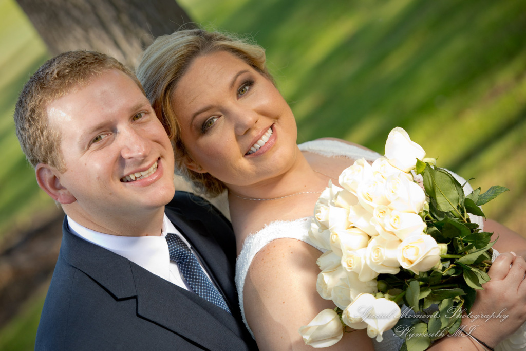 Wellers East Garden Saline MI wedding photograph