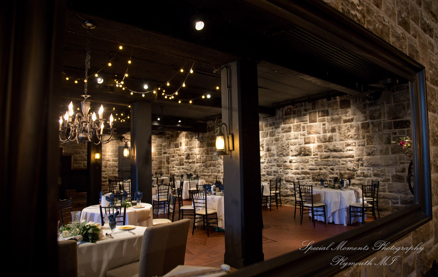 Wellers East Garden Saline MI wedding photograph