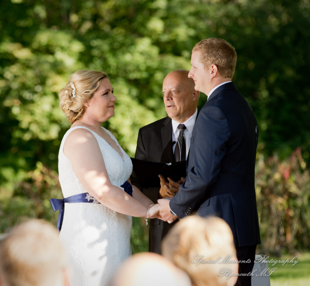 Wellers East Garden Saline MI wedding photograph