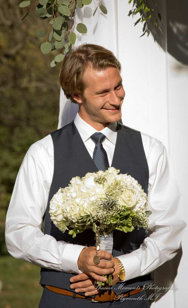 Wellers East Garden Saline MI wedding photograph