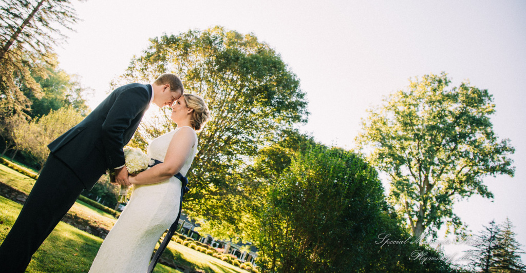 Wellers East Garden Saline MI wedding photograph