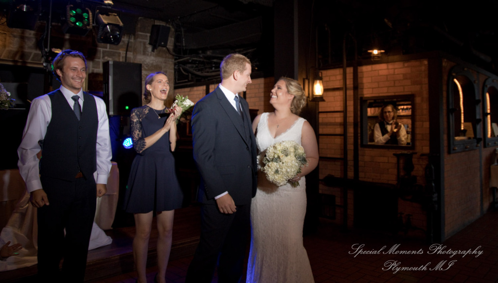 Wellers Raisin River Room Saline MI wedding photograph