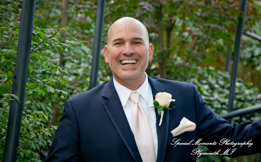 Crysta & Brian at Wellers Saline MI Raisin River Room wedding photography