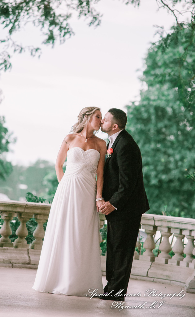 Jennifer & Eric at Belle Isle Conservatory Detroit MI wedding photography
