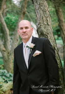 Crysta & Brian at Wellers Saline MI Raisin River Room wedding photography