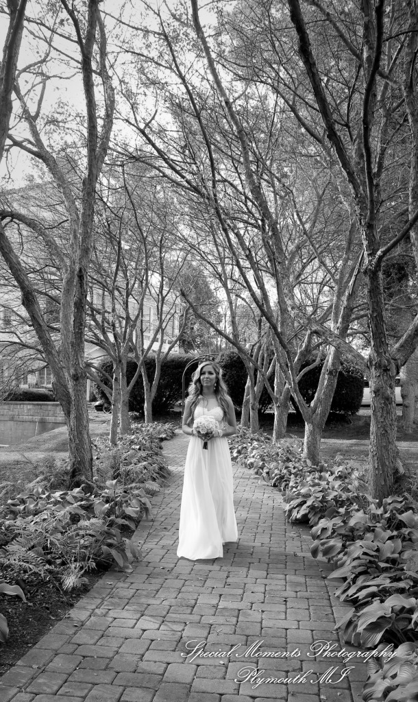 Crysta & Brian at Wellers Saline MI Raisin River Room wedding photography