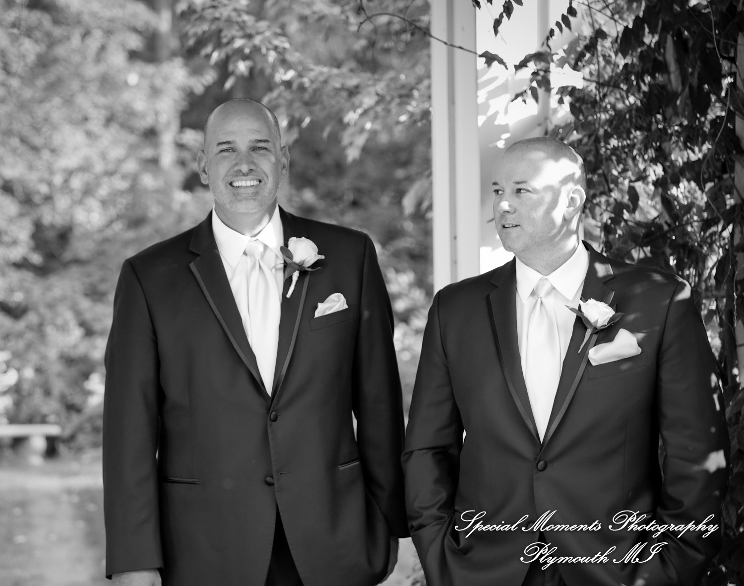 Crysta & Brian at Wellers Saline MI Raisin River Room wedding photography