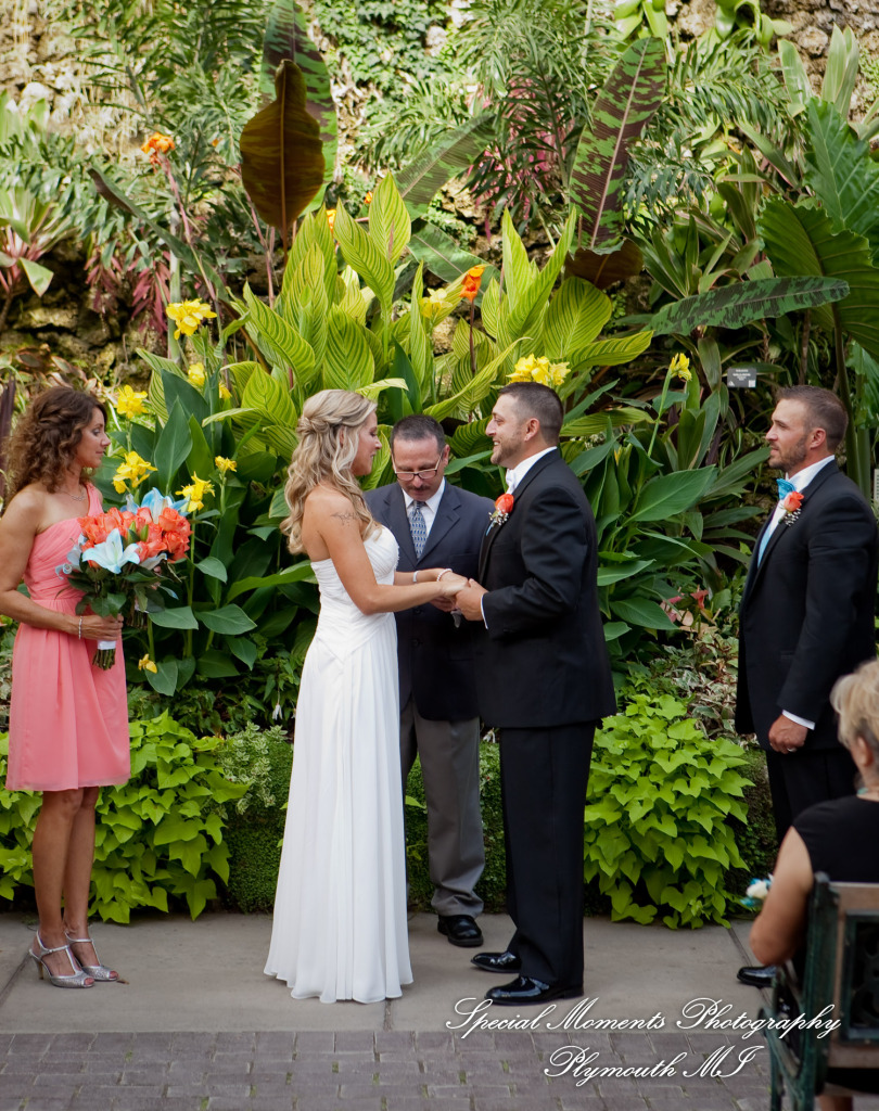 Jennifer & Eric at Belle Isle Conservatory Detroit MI wedding photography