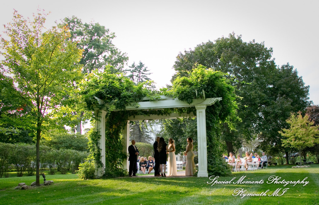 Crysta & Brian at Wellers Saline MI Raisin River Room wedding photography