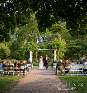 Crysta & Brian at Wellers Saline MI Raisin River Room wedding photography
