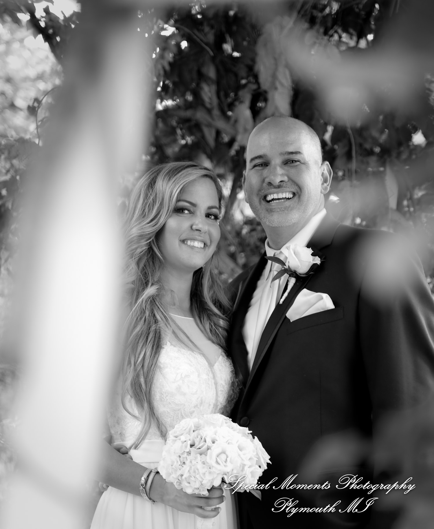 Crysta & Brian at Wellers Saline MI Raisin River Room wedding photography