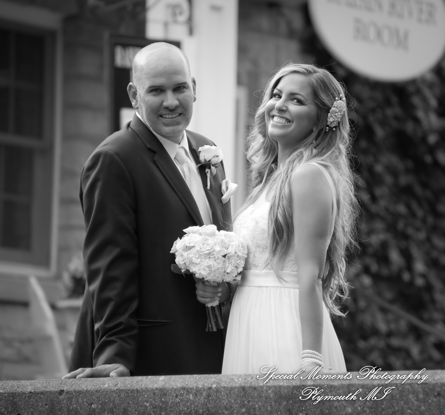 Crysta & Brian at Wellers Saline MI Raisin River Room wedding photography