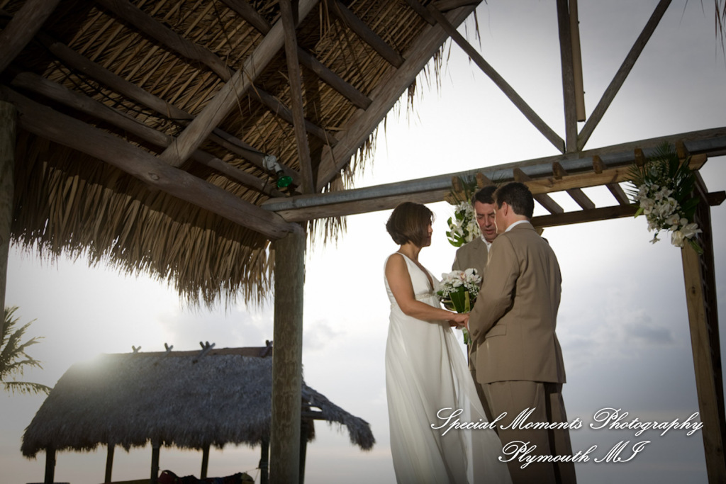 Alex & Nana at Reefhouse Resort & Marina Key Largo FL wedding photography