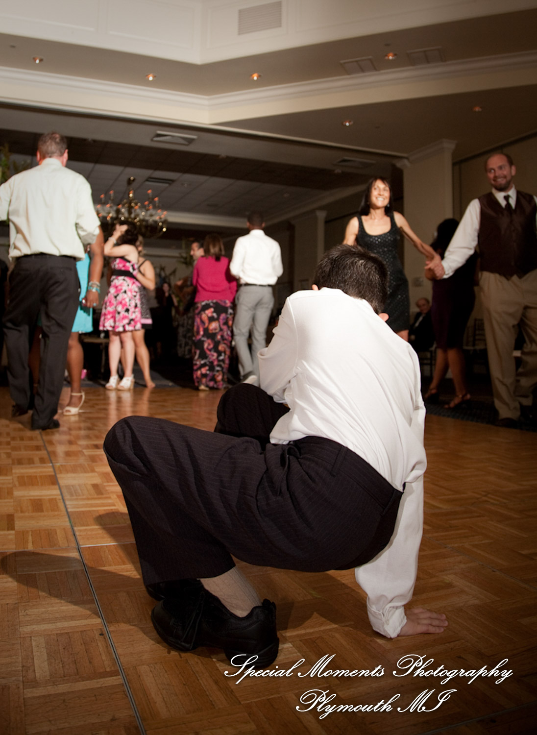 Derrick & Natasha at Cherry Creek Golf Club Shelby Twp. MI wedding photography