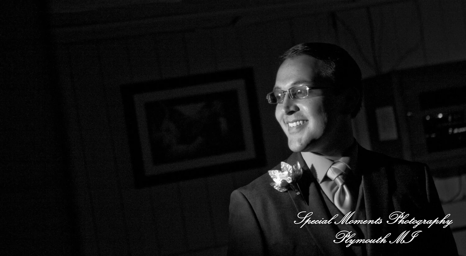 Canterbury Castle Lake Orion MI wedding photograph