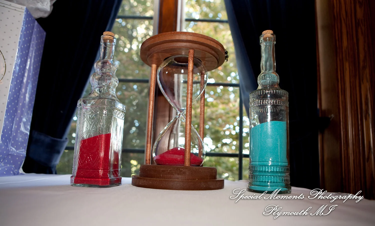 Canterbury Castle Lake Orion MI wedding photograph