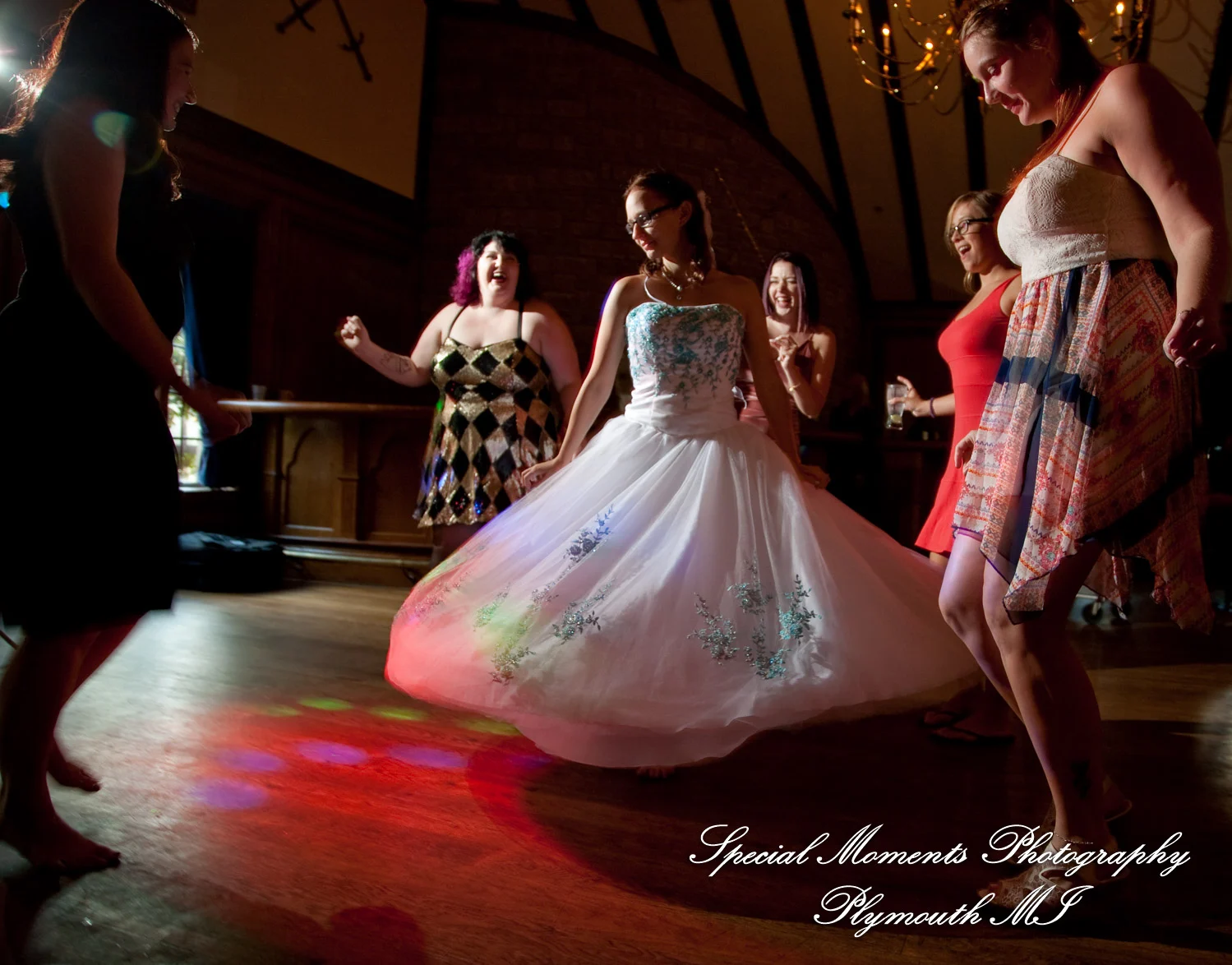 Canterbury Castle Lake Orion MI wedding photograph