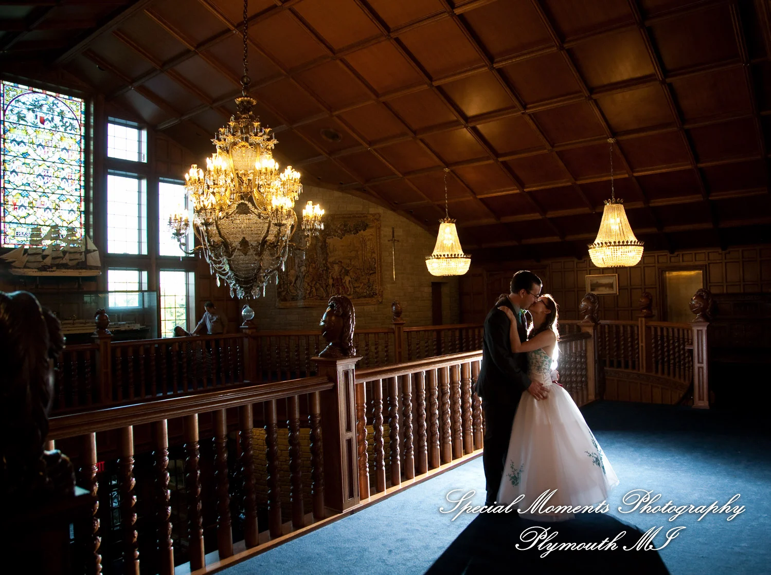 Canterbury Castle Lake Orion MI wedding photograph
