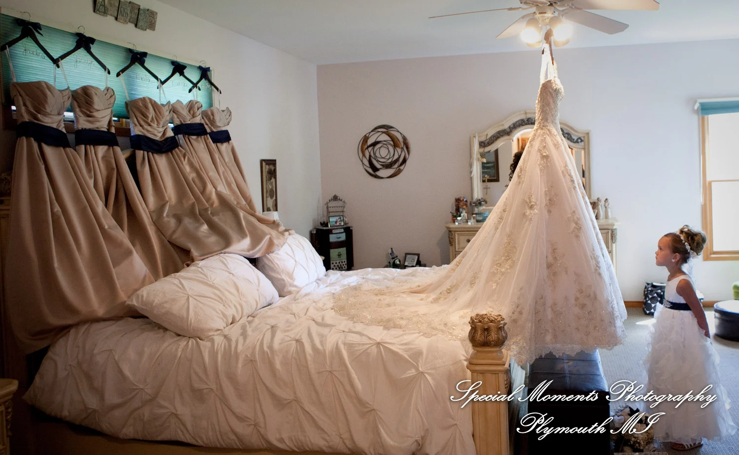 Canterbury Castle Lake Orion MI wedding photograph