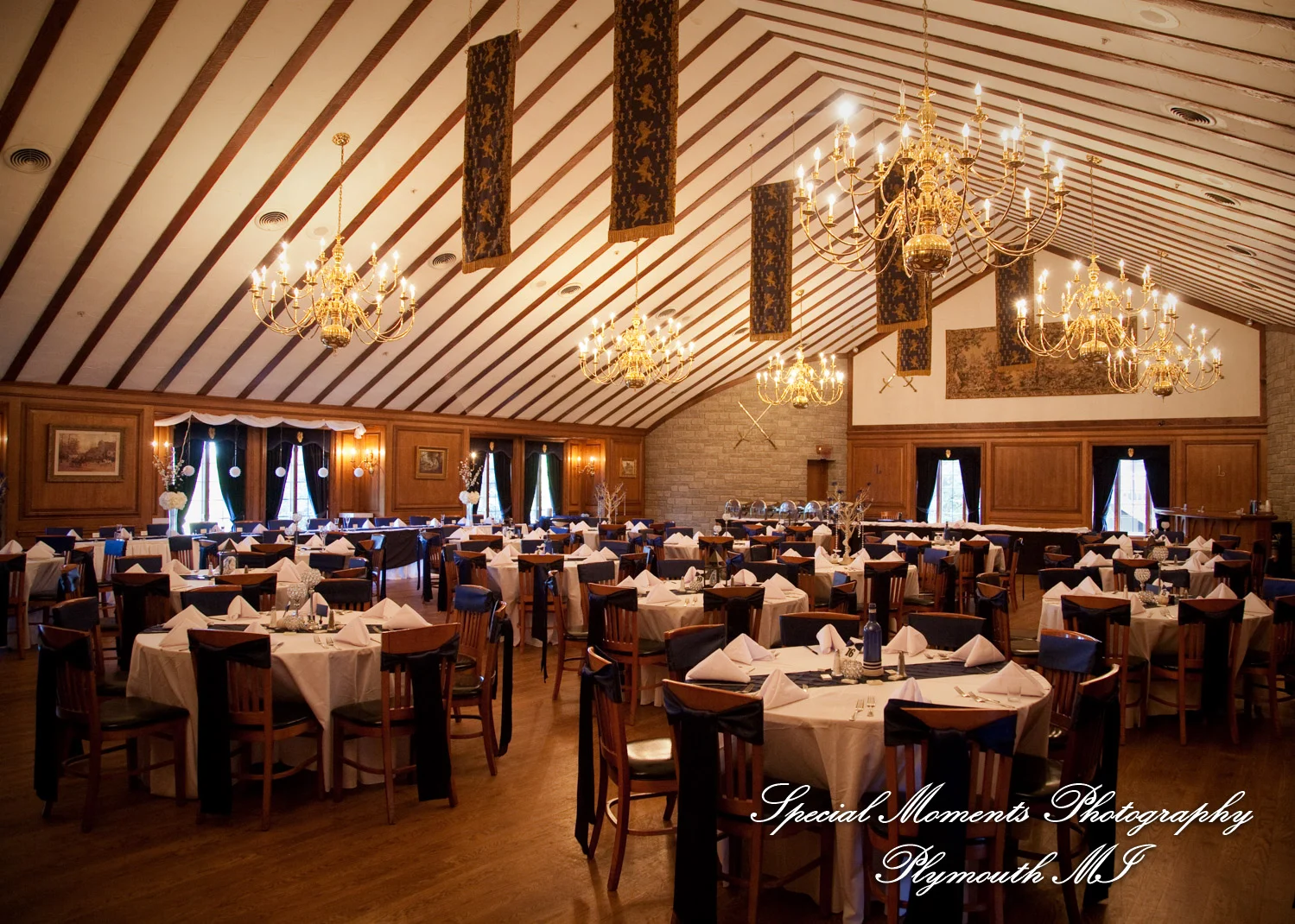 Canterbury Castle Lake Orion MI wedding photograph