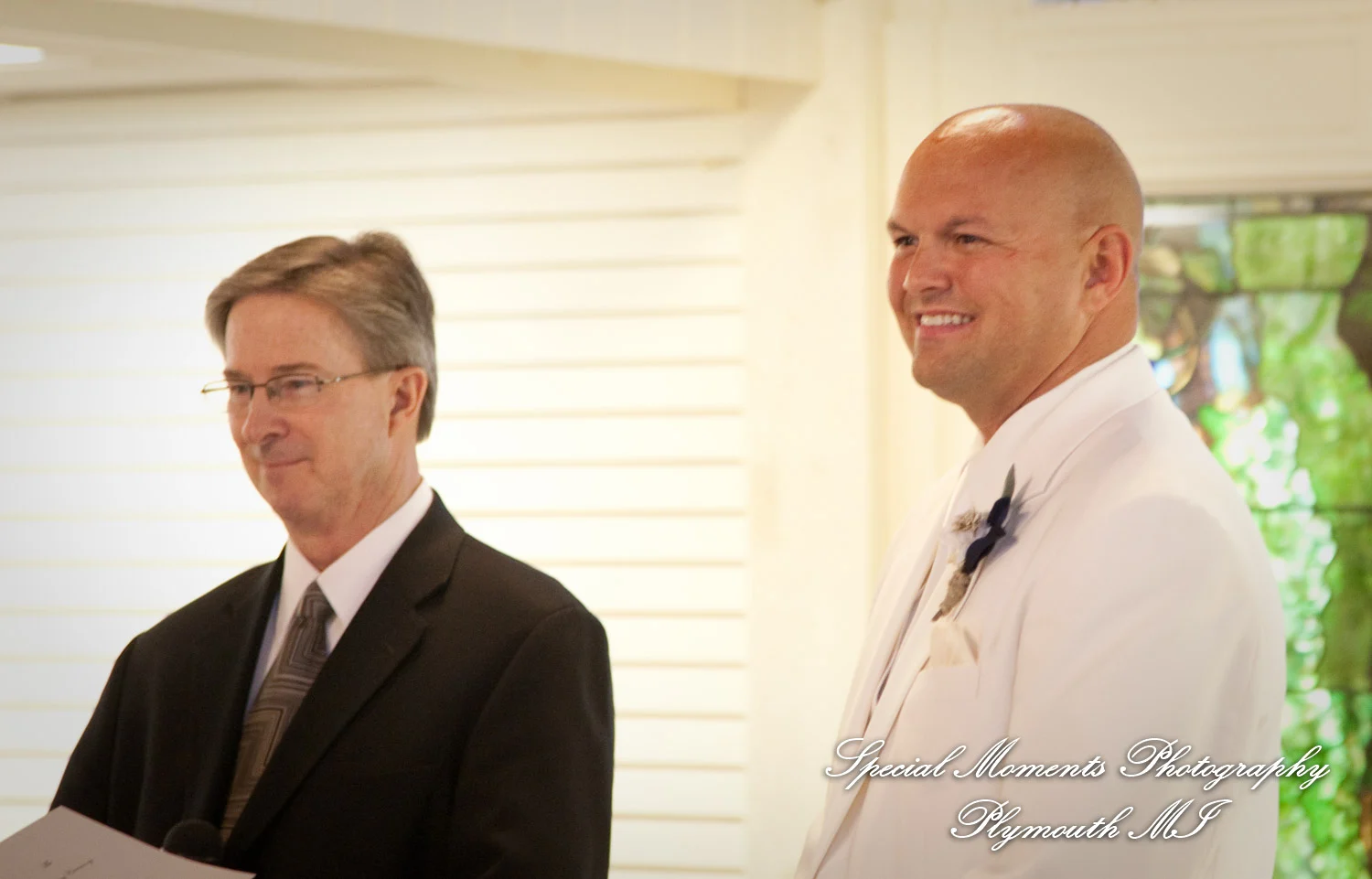 Canterbury Castle Lake Orion MI wedding photograph
