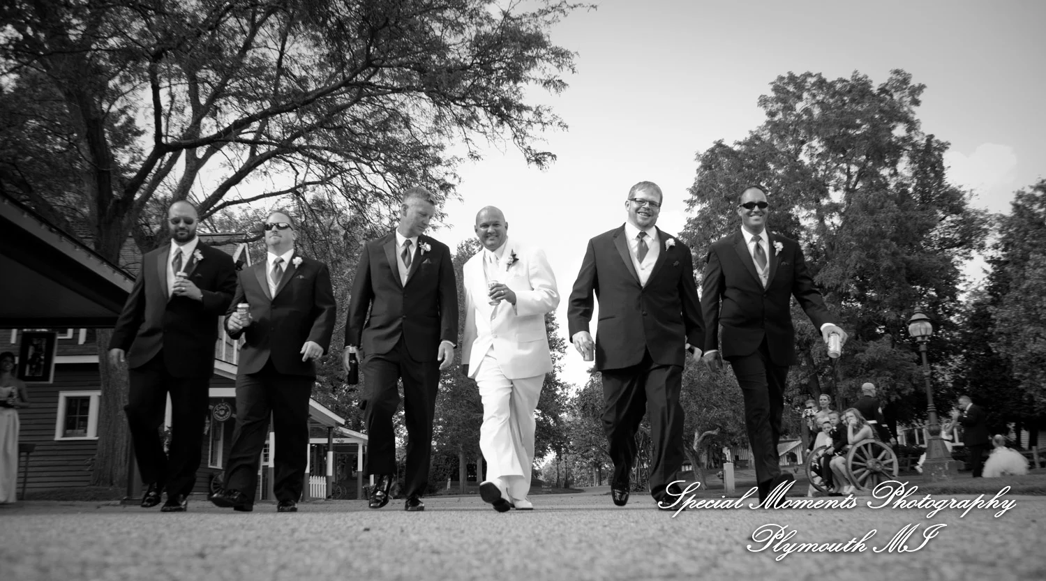 Canterbury Castle Lake Orion MI wedding photograph
