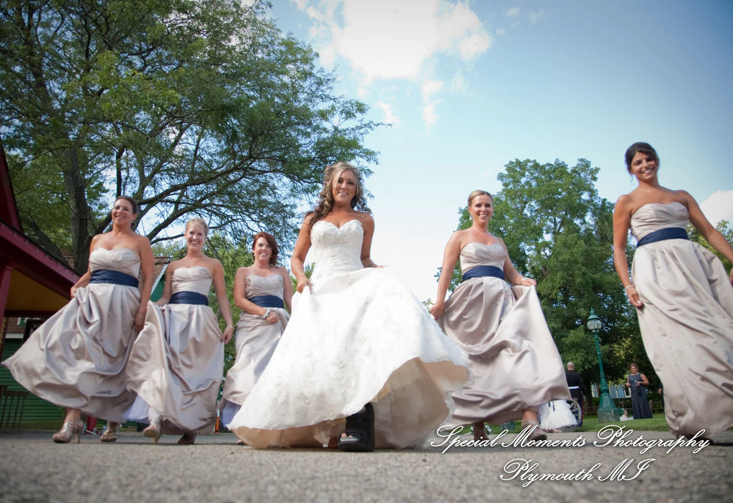 Canterbury Castle Lake Orion MI wedding photograph