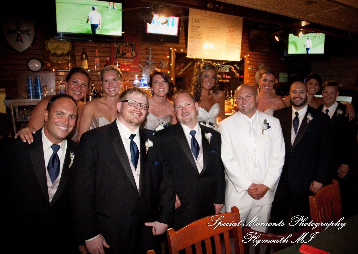 Canterbury Castle Lake Orion MI wedding photograph