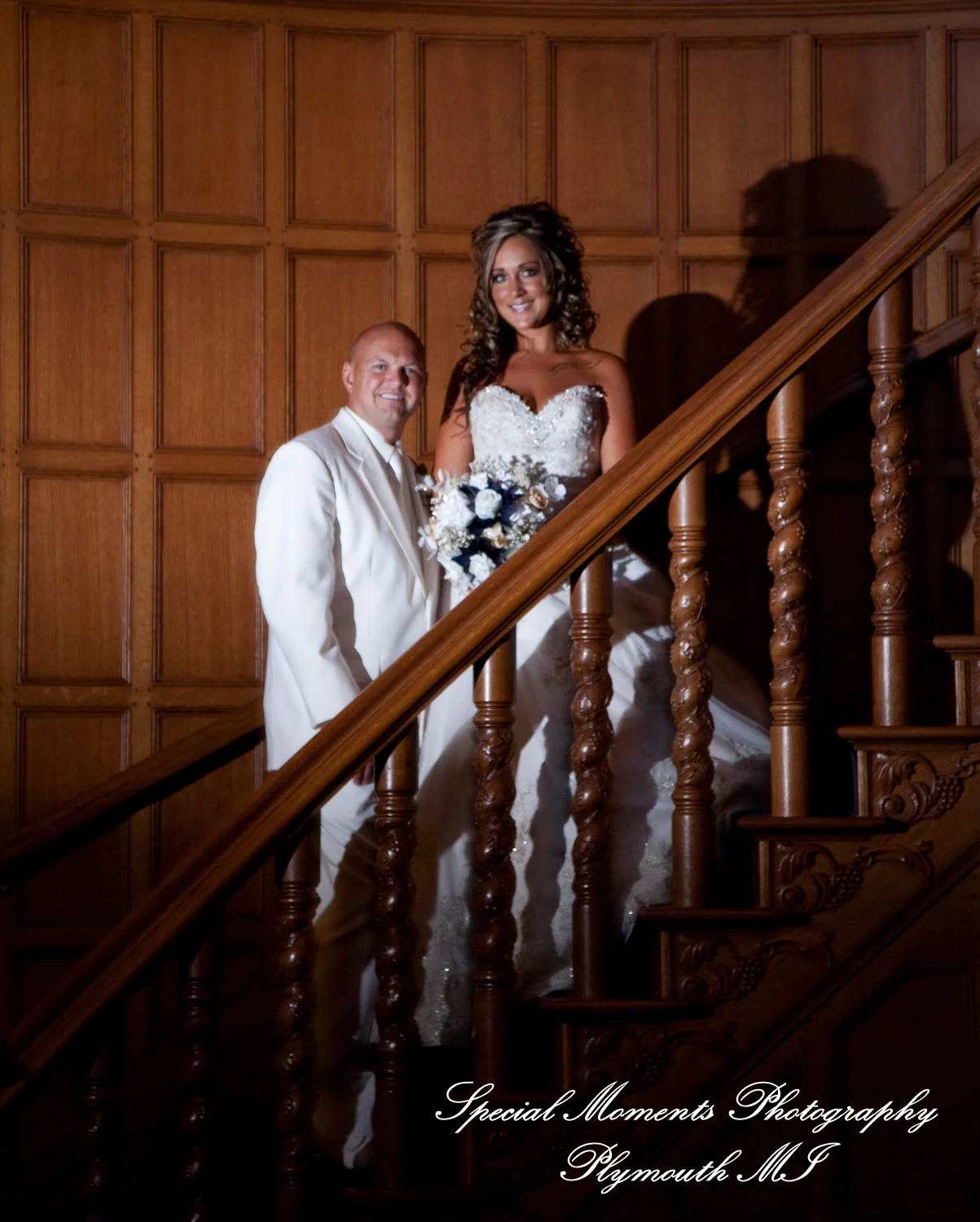 Canterbury Castle Lake Orion MI wedding photograph