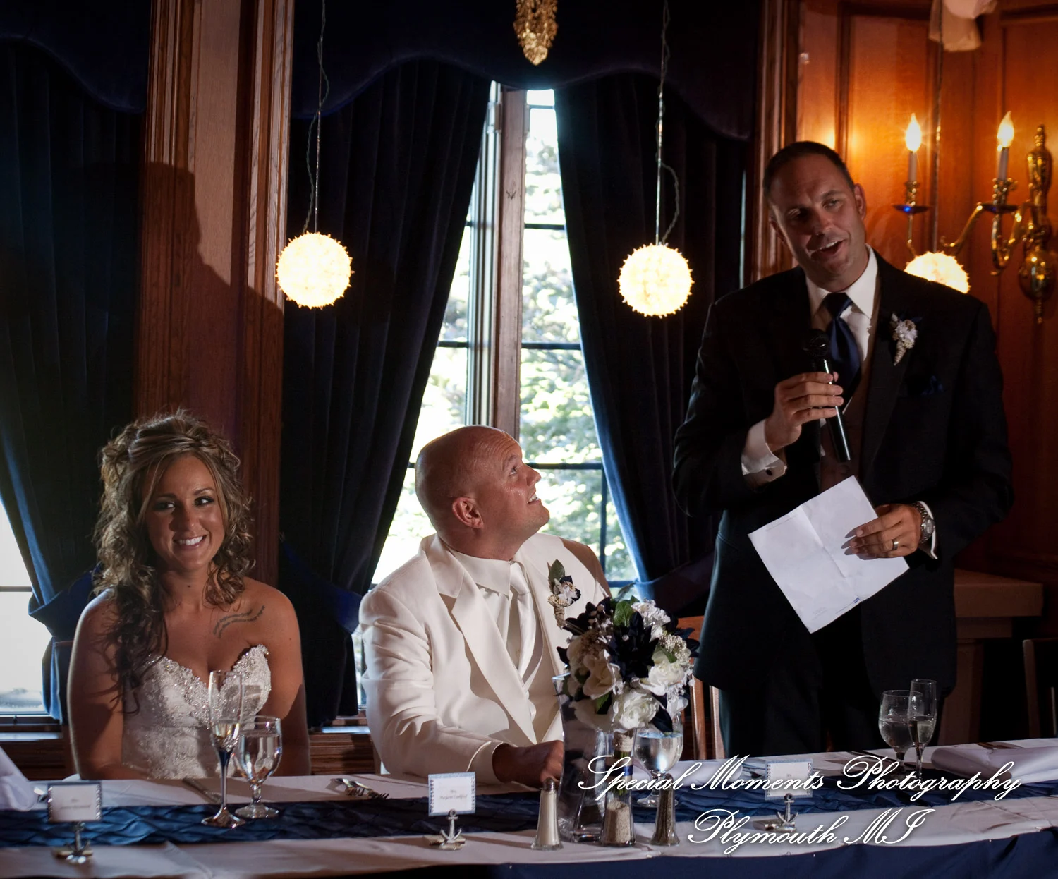 Canterbury Castle Lake Orion MI wedding photograph