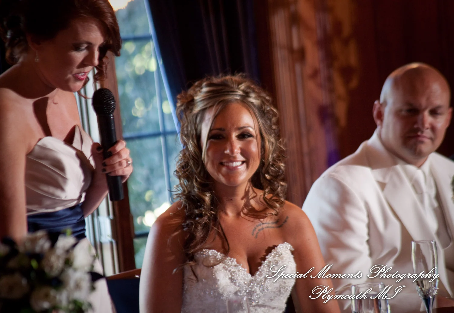 Canterbury Castle Lake Orion MI wedding photograph