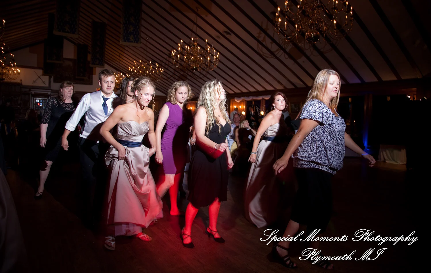 Canterbury Castle Lake Orion MI wedding photograph