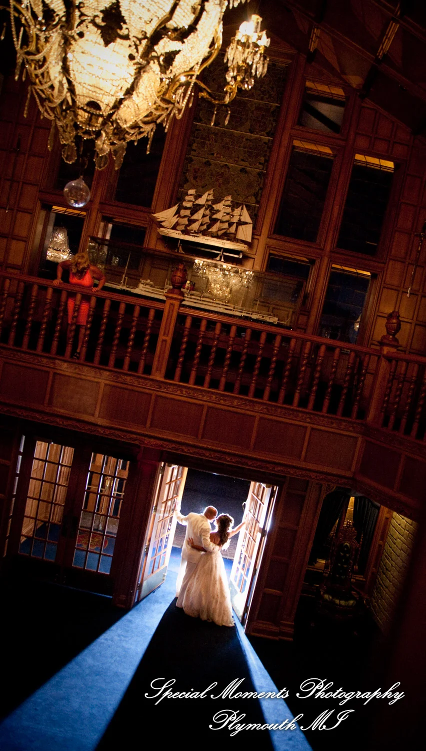 Canterbury Castle Lake Orion MI wedding photograph
