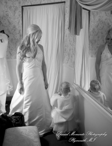 Tricia & JR at Little Wedding Chapel Taylor MI wedding photography